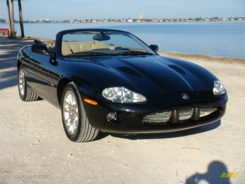 Anthracite Black Mica Jaguar XK