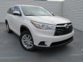 2015 Blizzard Pearl White Toyota Highlander LE  photo #2
