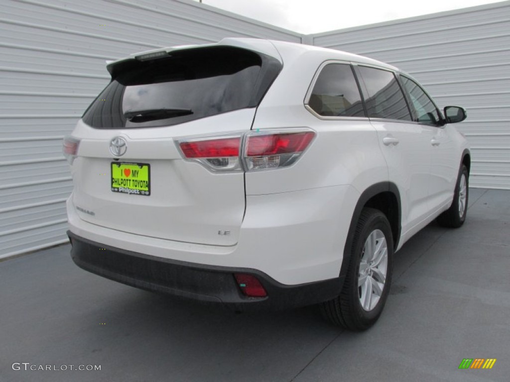 2015 Highlander LE - Blizzard Pearl White / Black photo #4