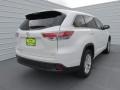 2015 Blizzard Pearl White Toyota Highlander LE  photo #4