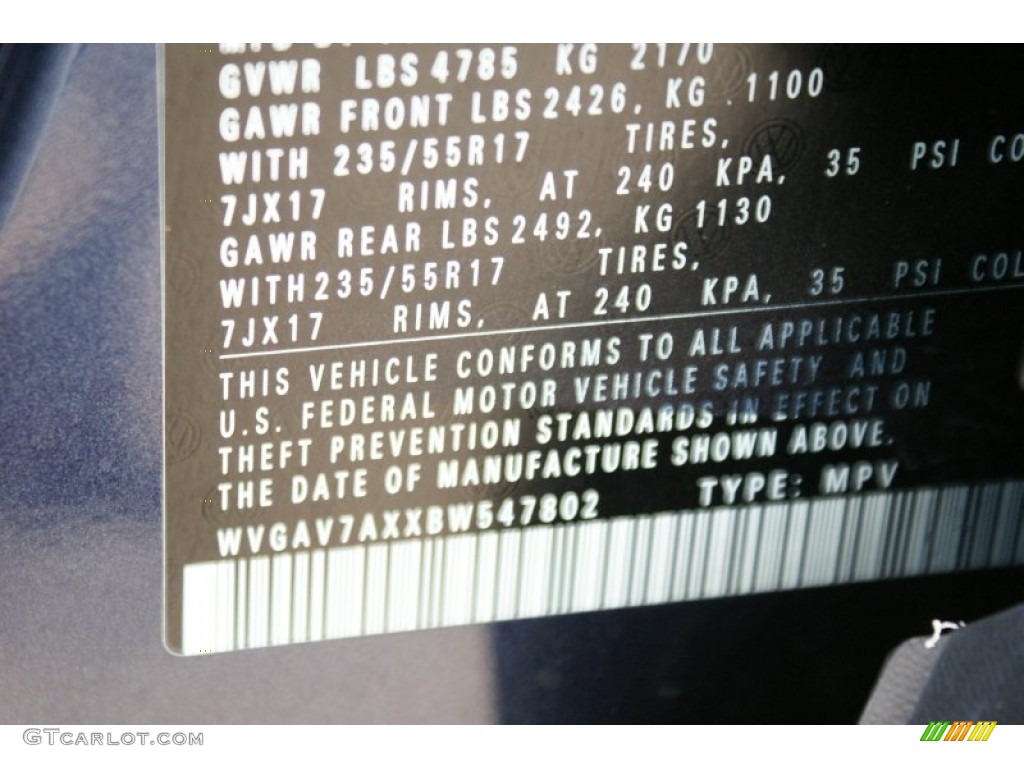 2011 Tiguan SE - Night Blue Metallic / Charcoal photo #48