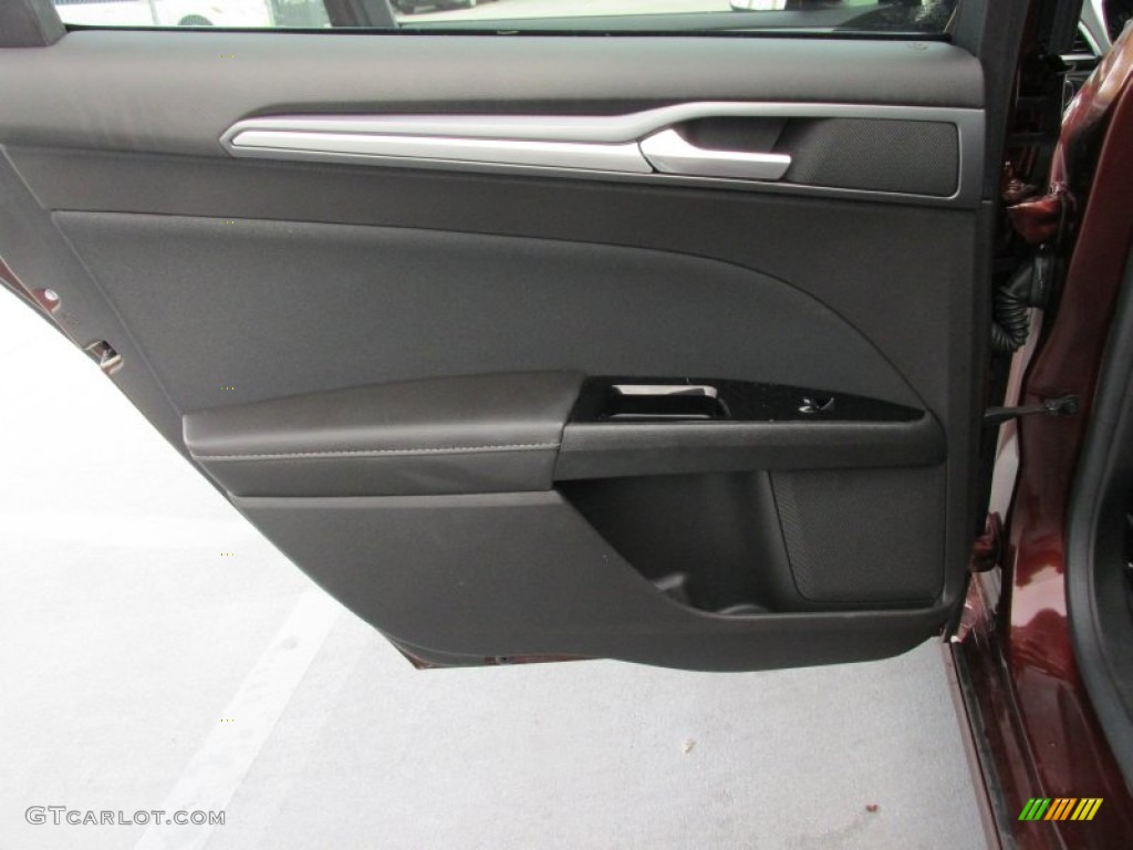 2015 Fusion SE - Bronze Fire Metallic / Charcoal Black photo #19