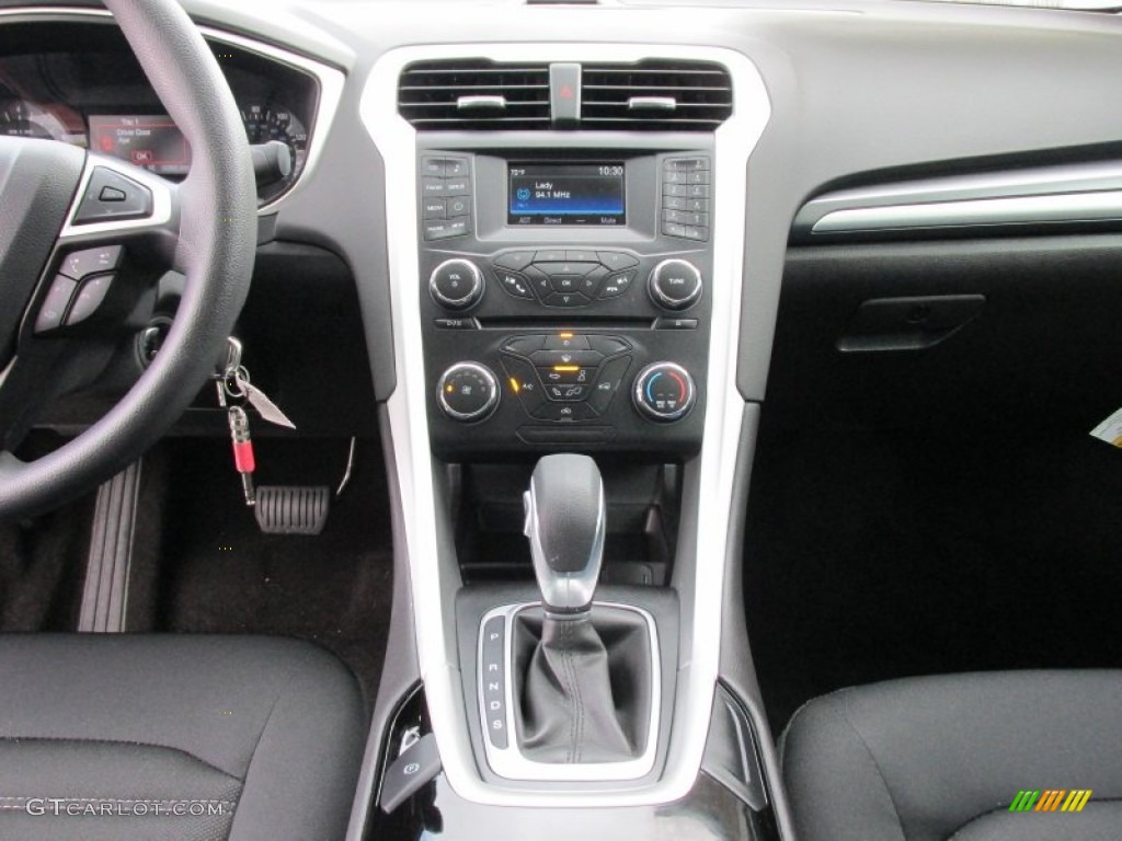 2015 Fusion SE - Bronze Fire Metallic / Charcoal Black photo #26