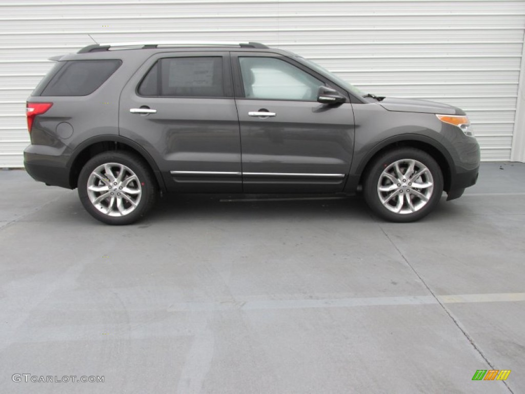 2015 Explorer XLT - Magnetic / Charcoal Black photo #3