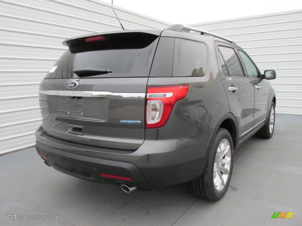 2015 Explorer XLT - Magnetic / Charcoal Black photo #4