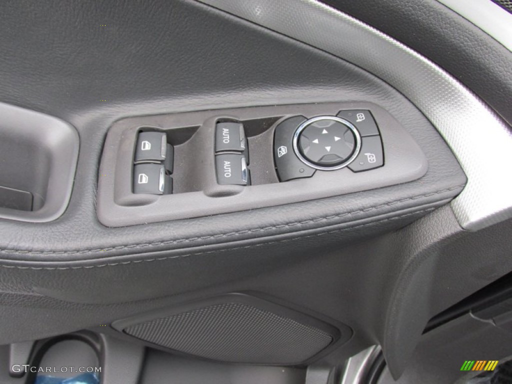 2015 Explorer XLT - Magnetic / Charcoal Black photo #25