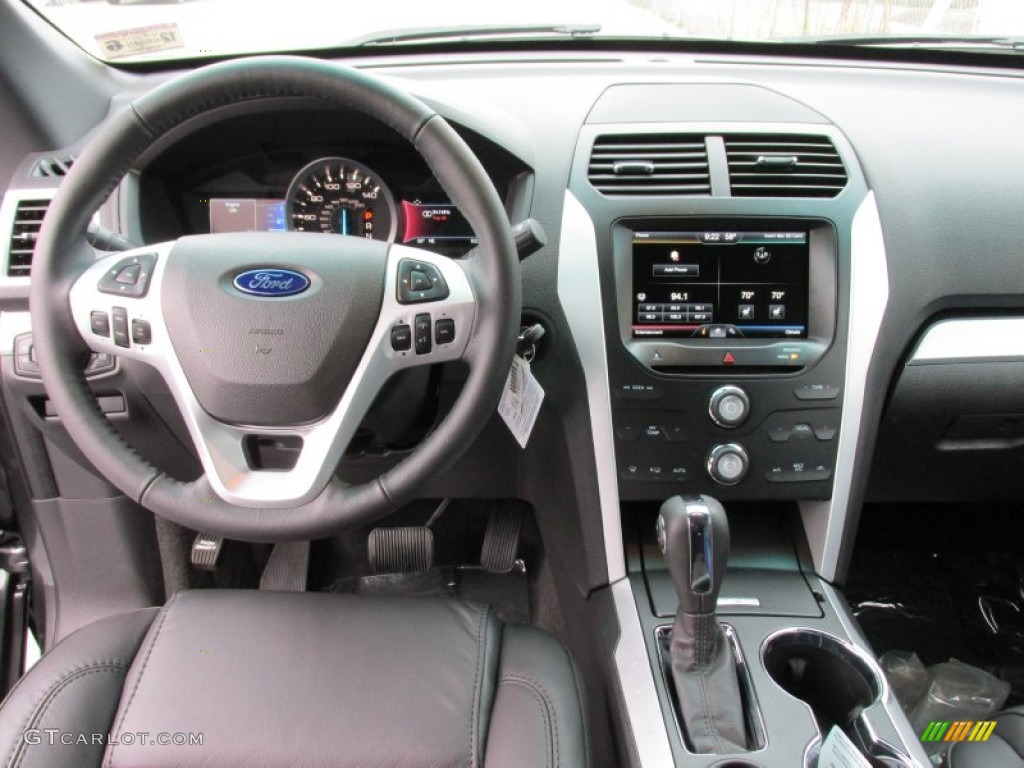 2015 Explorer XLT - Magnetic / Charcoal Black photo #28