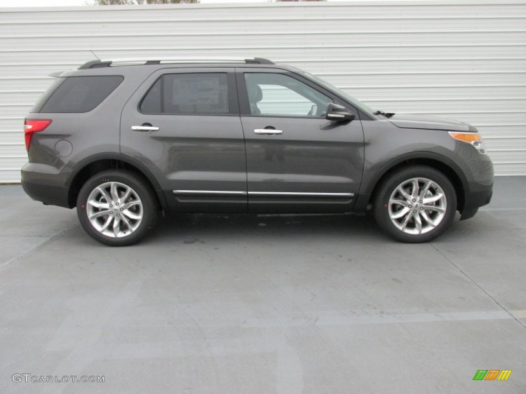 2015 Explorer XLT - Magnetic / Charcoal Black photo #3
