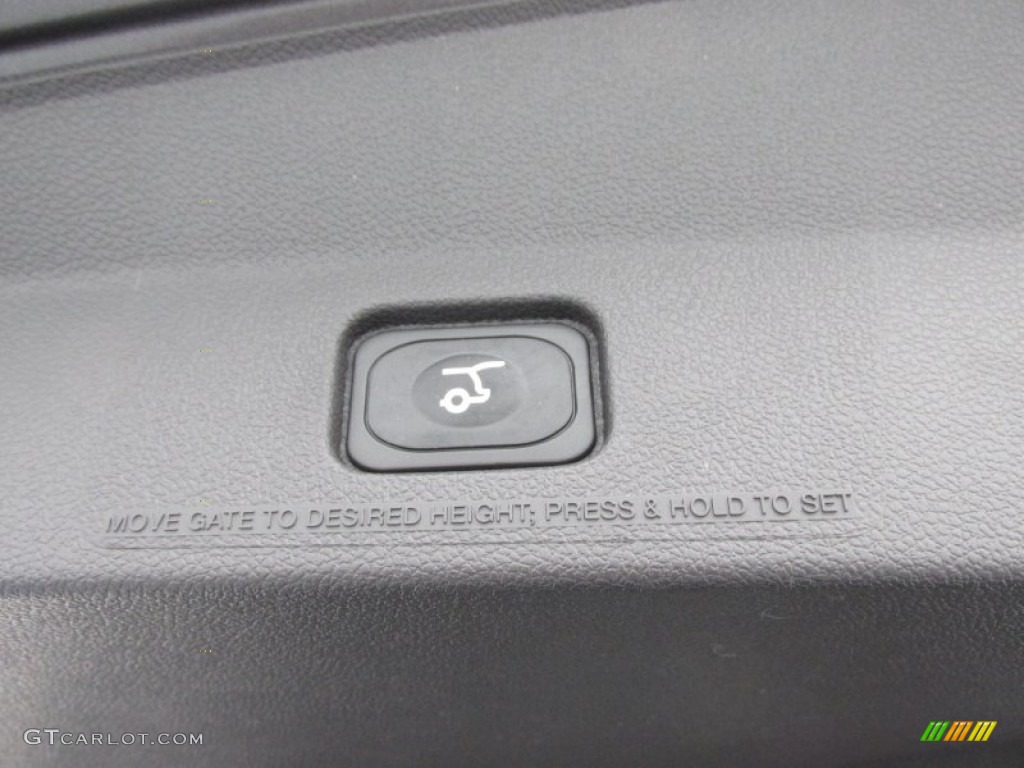 2015 Explorer XLT - Magnetic / Charcoal Black photo #20