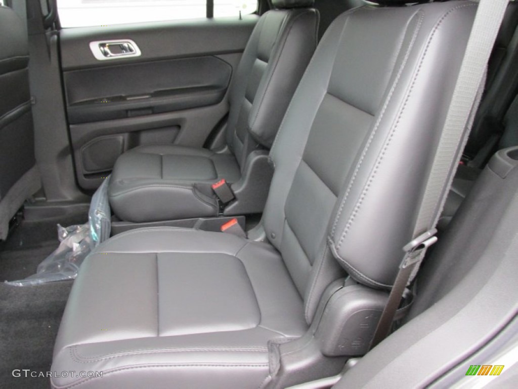 2015 Explorer XLT - Magnetic / Charcoal Black photo #22