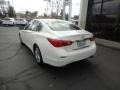Moonlight White - Q 50 3.7 Premium Photo No. 8