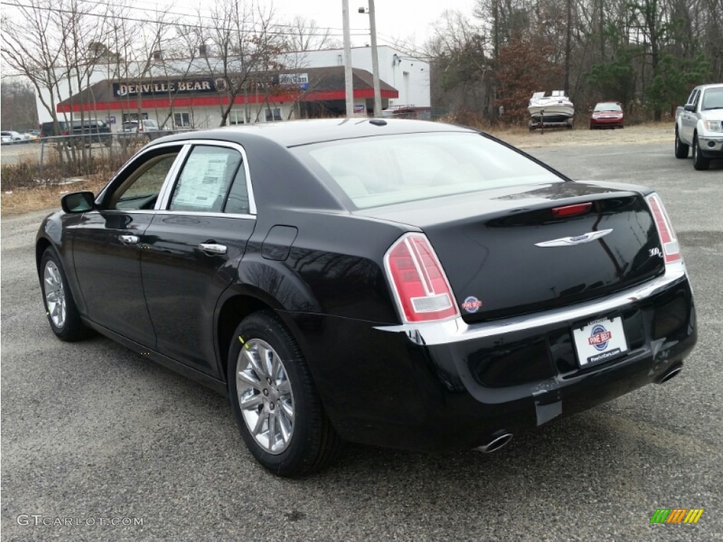 2014 300 C - Gloss Black / Dark Frost Beige/Light Frost Beige photo #4