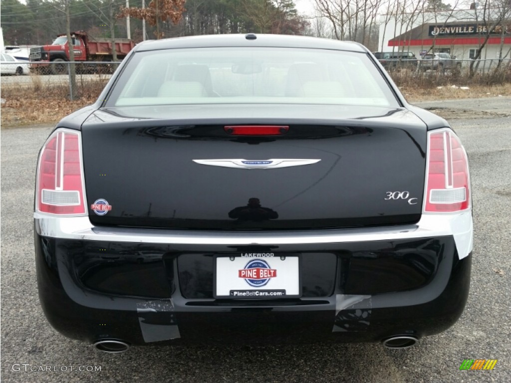 2014 300 C - Gloss Black / Dark Frost Beige/Light Frost Beige photo #6