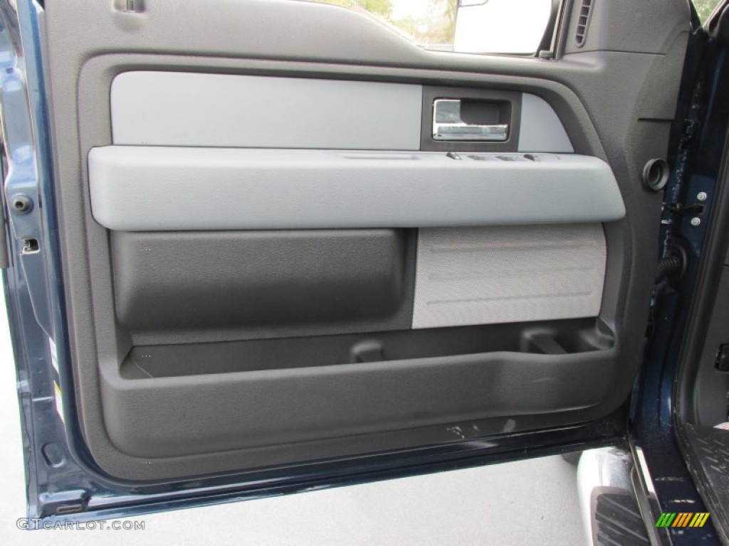 2014 F150 XLT SuperCrew 4x4 - Blue Jeans / Steel Grey photo #24