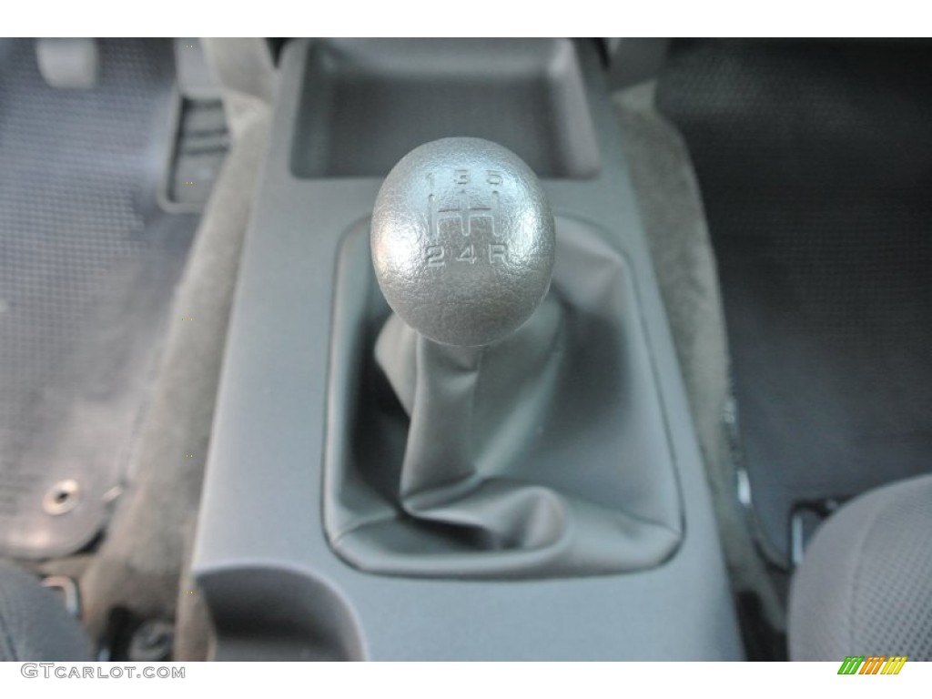 2013 Nissan Frontier S King Cab Transmission Photos