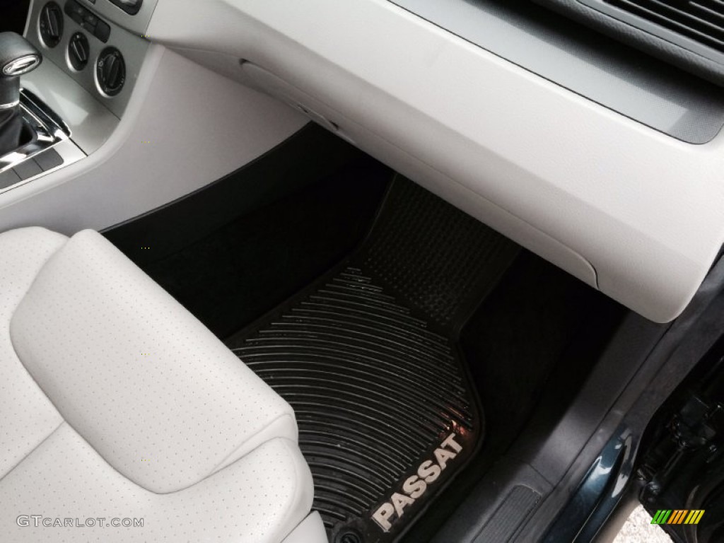 2006 Passat 2.0T Sedan - Shadow Blue / Classic Grey photo #28