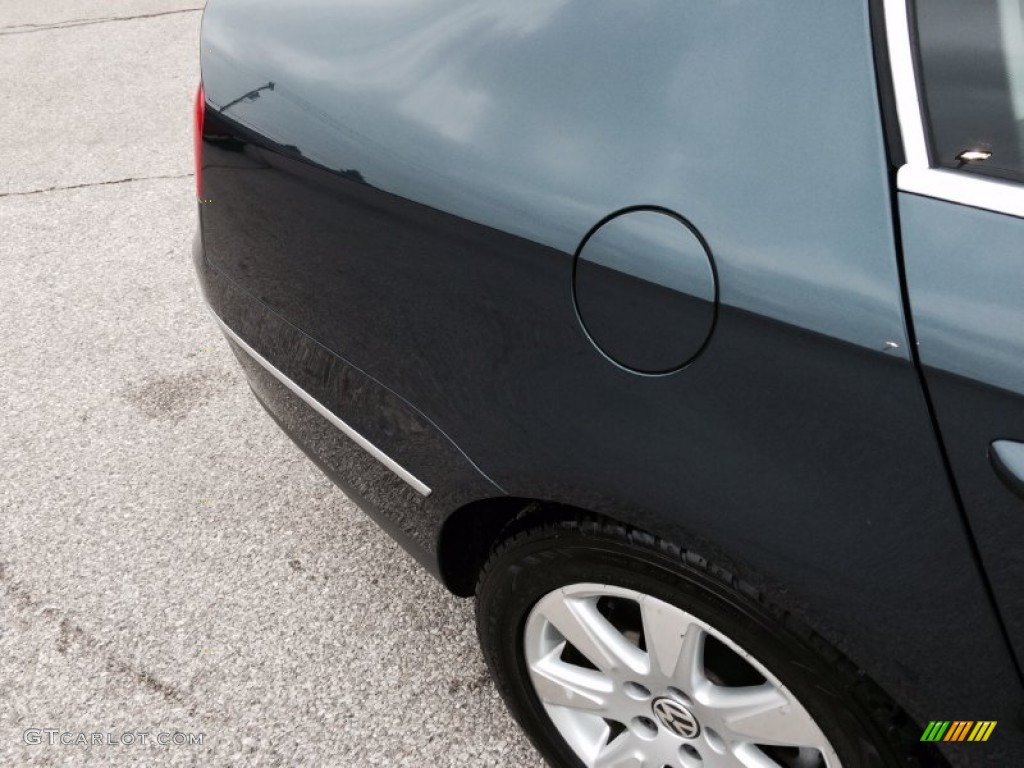 2006 Passat 2.0T Sedan - Shadow Blue / Classic Grey photo #34