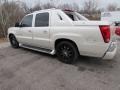 White Diamond - Escalade EXT AWD Photo No. 5