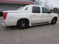 White Diamond - Escalade EXT AWD Photo No. 6