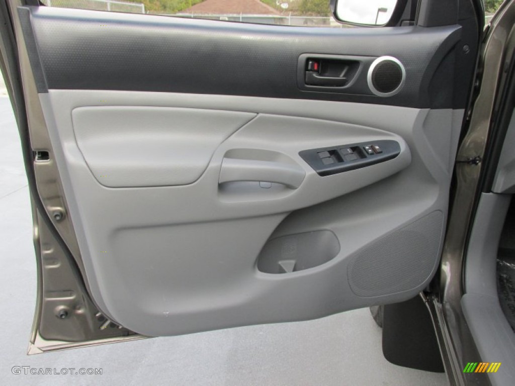 2015 Toyota Tacoma PreRunner TRD Sport Double Cab Door Panel Photos