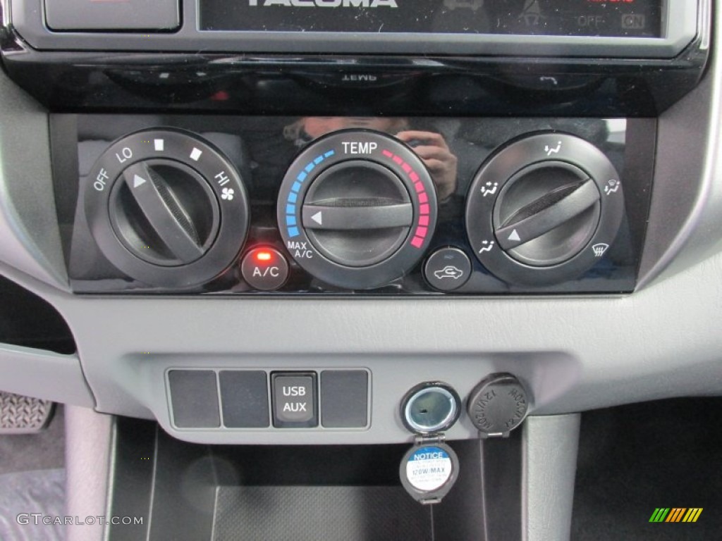 2015 Toyota Tacoma PreRunner TRD Sport Double Cab Controls Photo #100154260