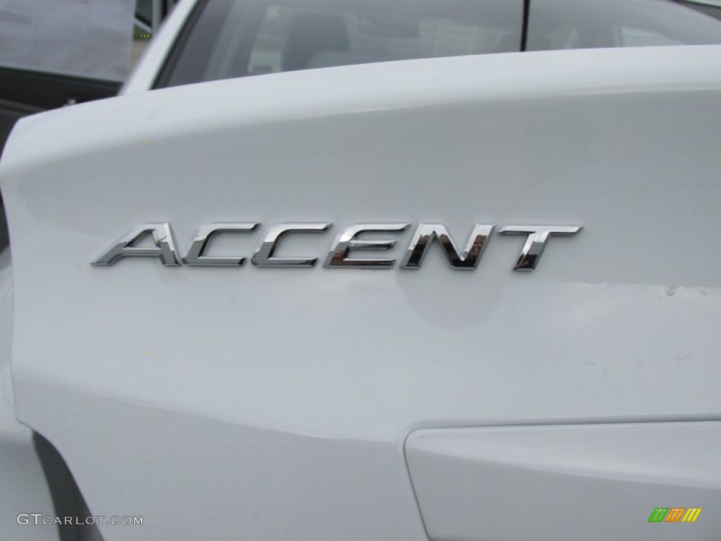 2015 Hyundai Accent GLS Marks and Logos Photo #100155571