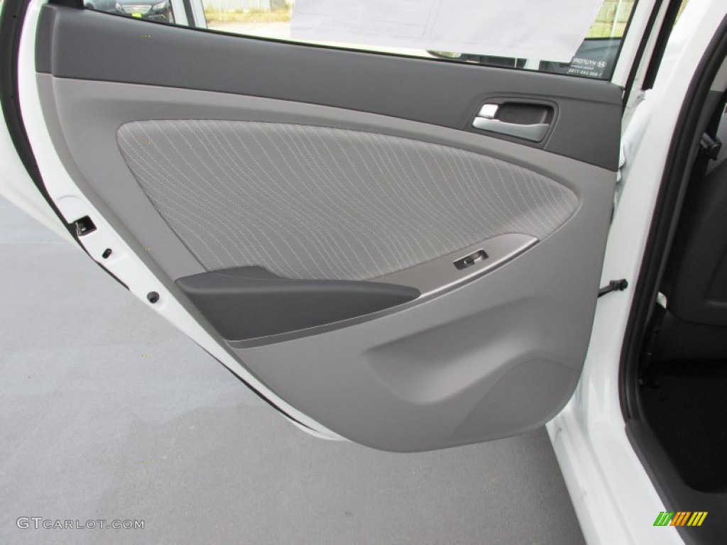 2015 Hyundai Accent GLS Gray Door Panel Photo #100155595