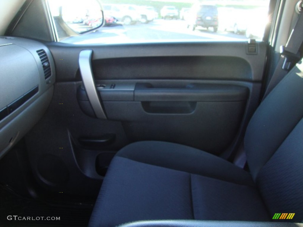 2011 Silverado 1500 LS Crew Cab - Sheer Silver Metallic / Dark Titanium photo #16