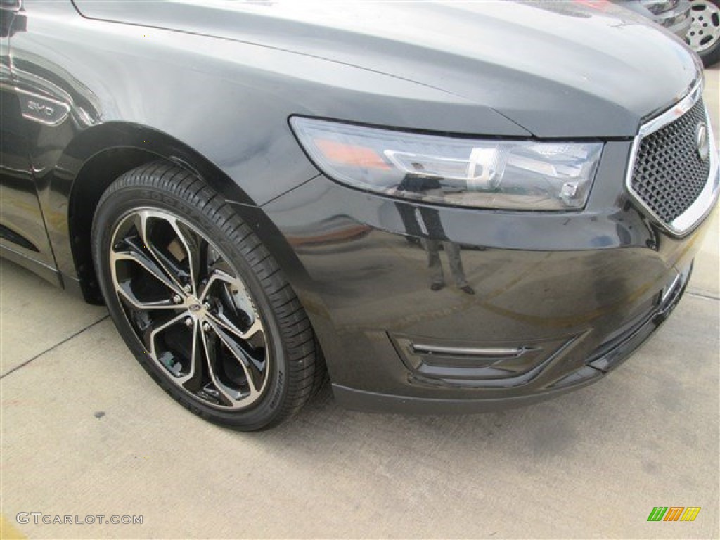 2015 Taurus SHO AWD - Tuxedo Black Metallic / SHO Charcoal Black photo #2