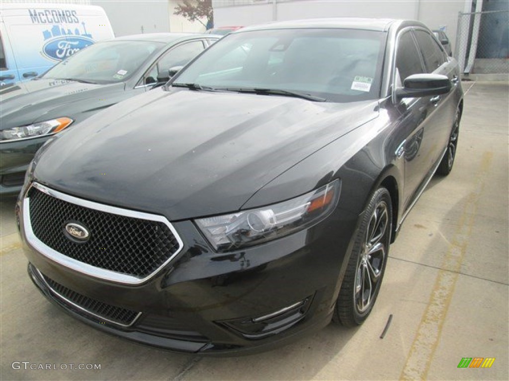 Tuxedo Black Metallic 2015 Ford Taurus SHO AWD Exterior Photo #100159833