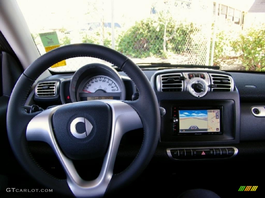 2008 fortwo passion coupe - Rally Red / Design Black photo #22