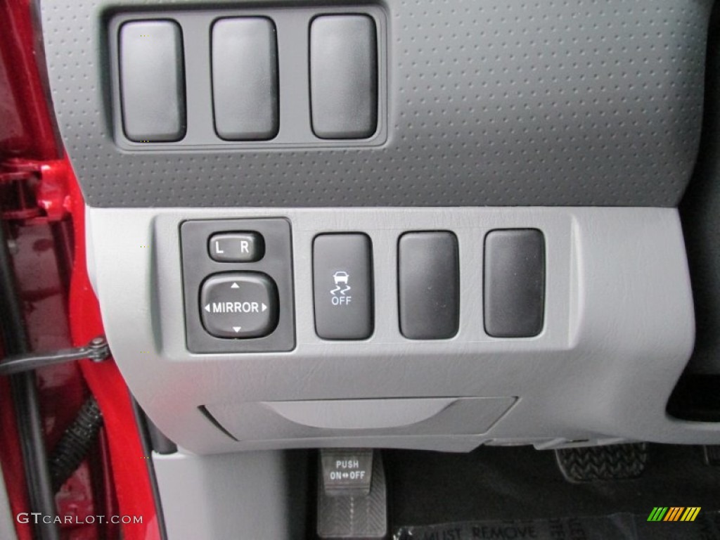 2015 Toyota Tacoma PreRunner Access Cab Controls Photo #100161726