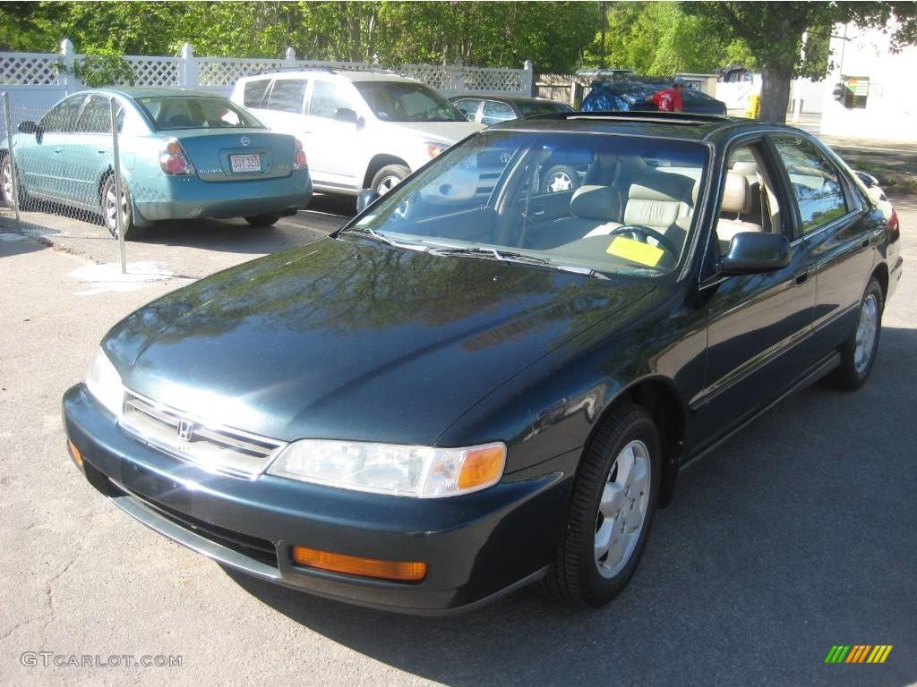 Sherwood Green Metallic Honda Accord