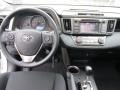 Super White - RAV4 XLE Photo No. 26