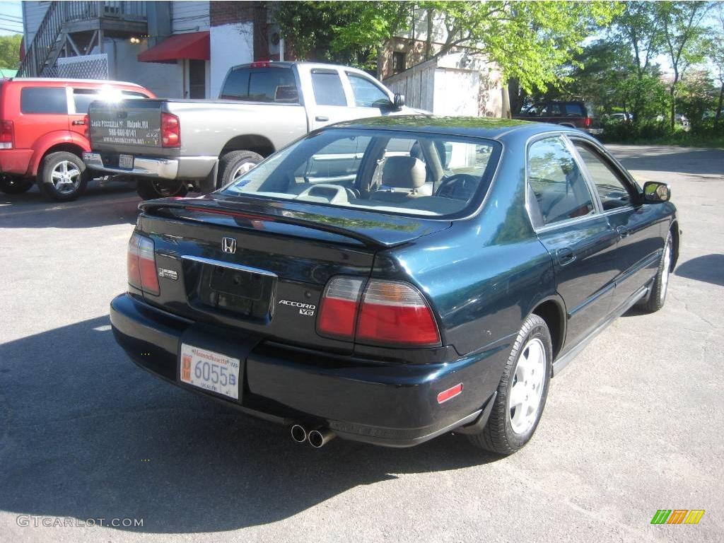 1997 Accord EX V6 Sedan - Sherwood Green Metallic / Ivory photo #2