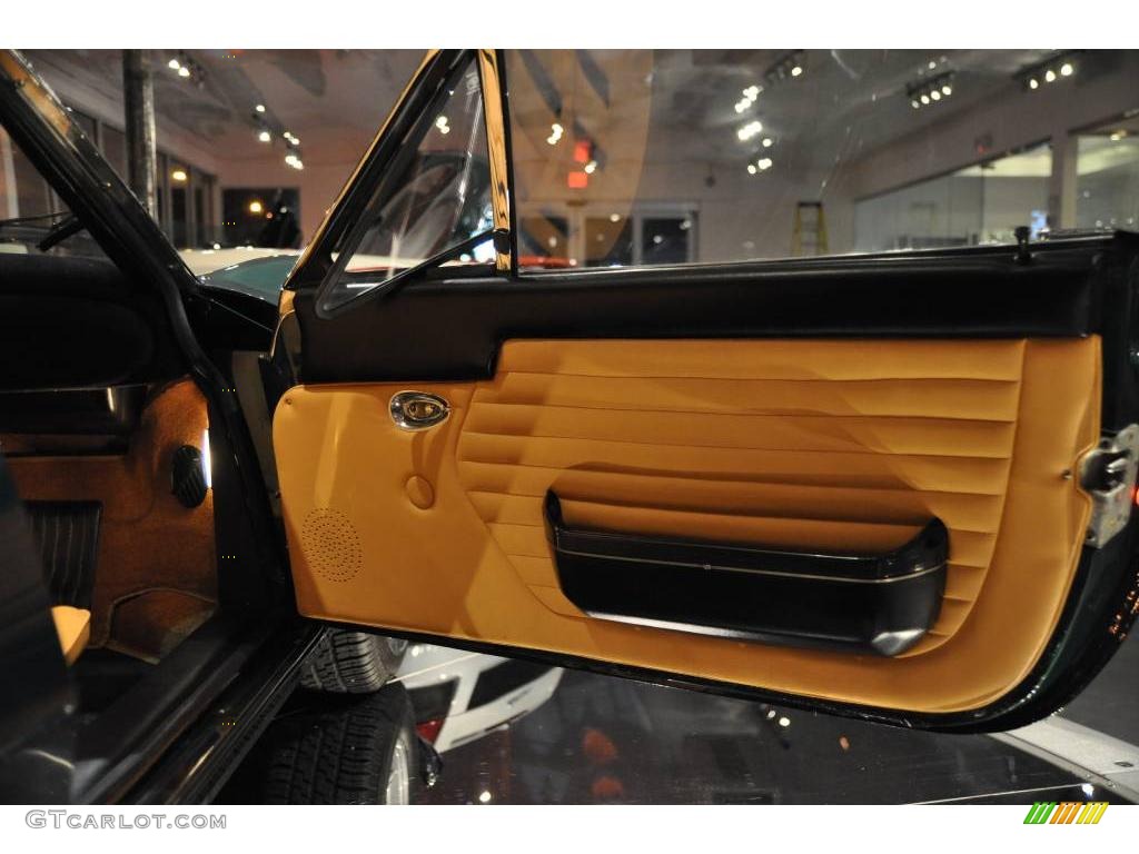 1974 Ferrari Dino 246 GTS Tan/Black Door Panel Photo #10016383