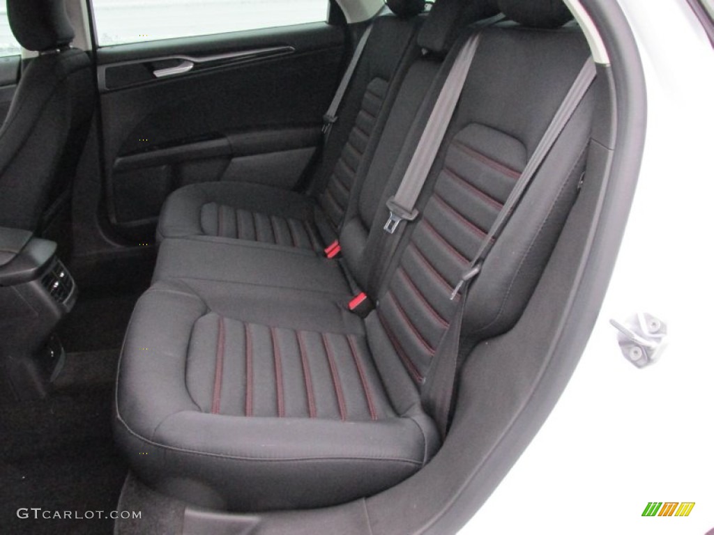 2015 Ford Fusion SE Rear Seat Photo #100168080