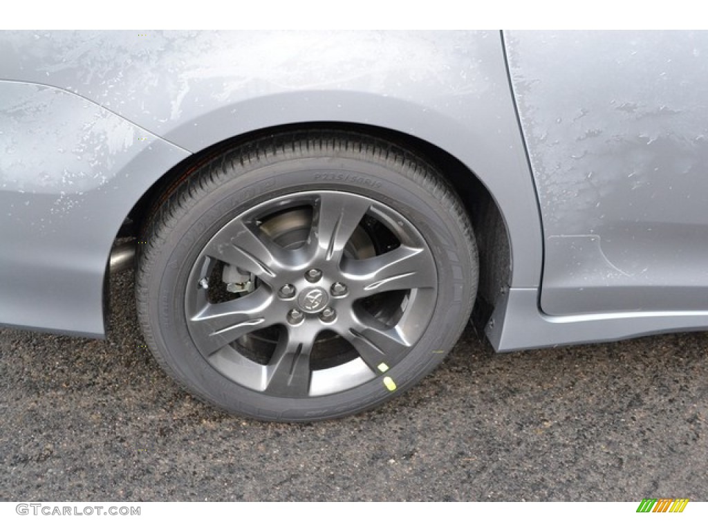 2015 Toyota Sienna SE Wheel Photo #100168389