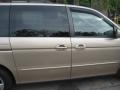 2000 Mesa Beige Metallic Honda Odyssey EX  photo #15