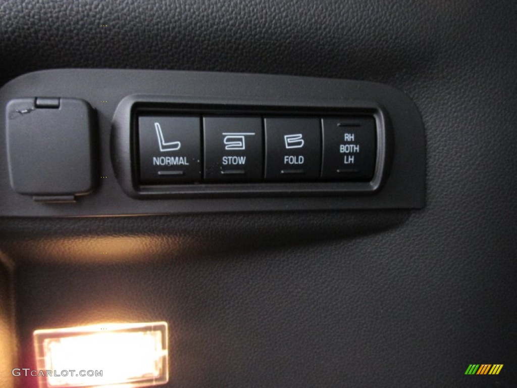 2015 Ford Explorer Limited Controls Photo #100172757