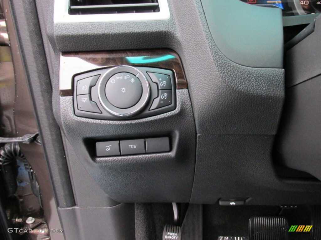 2015 Ford Explorer Limited Controls Photos