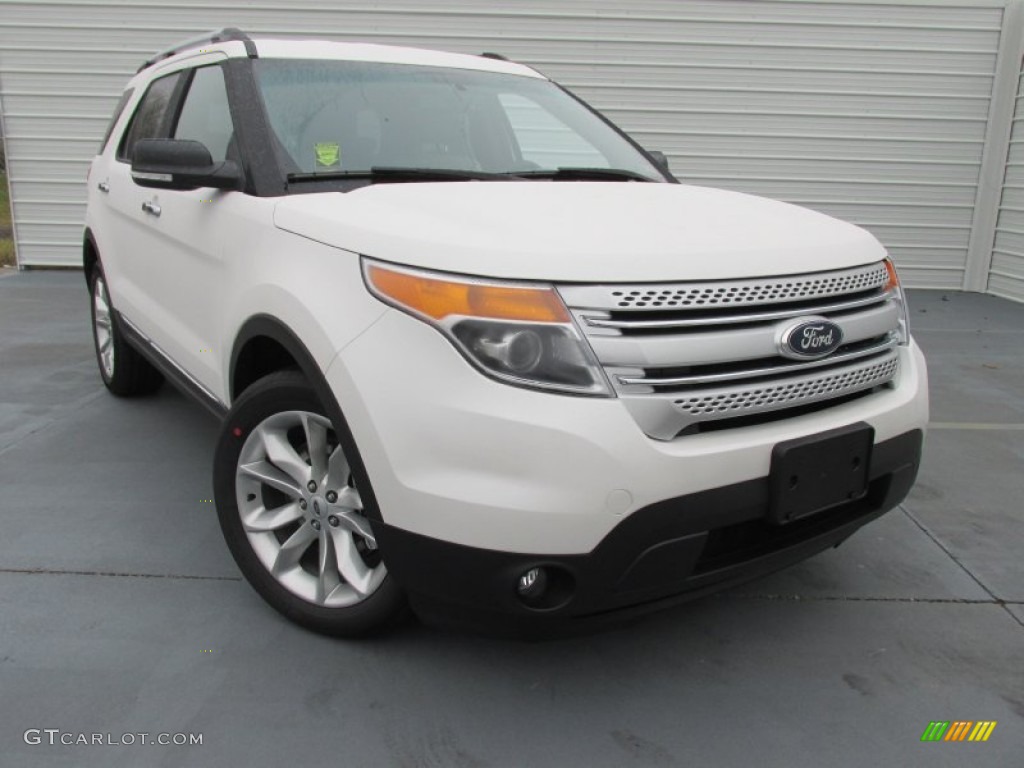 White Platinum Ford Explorer