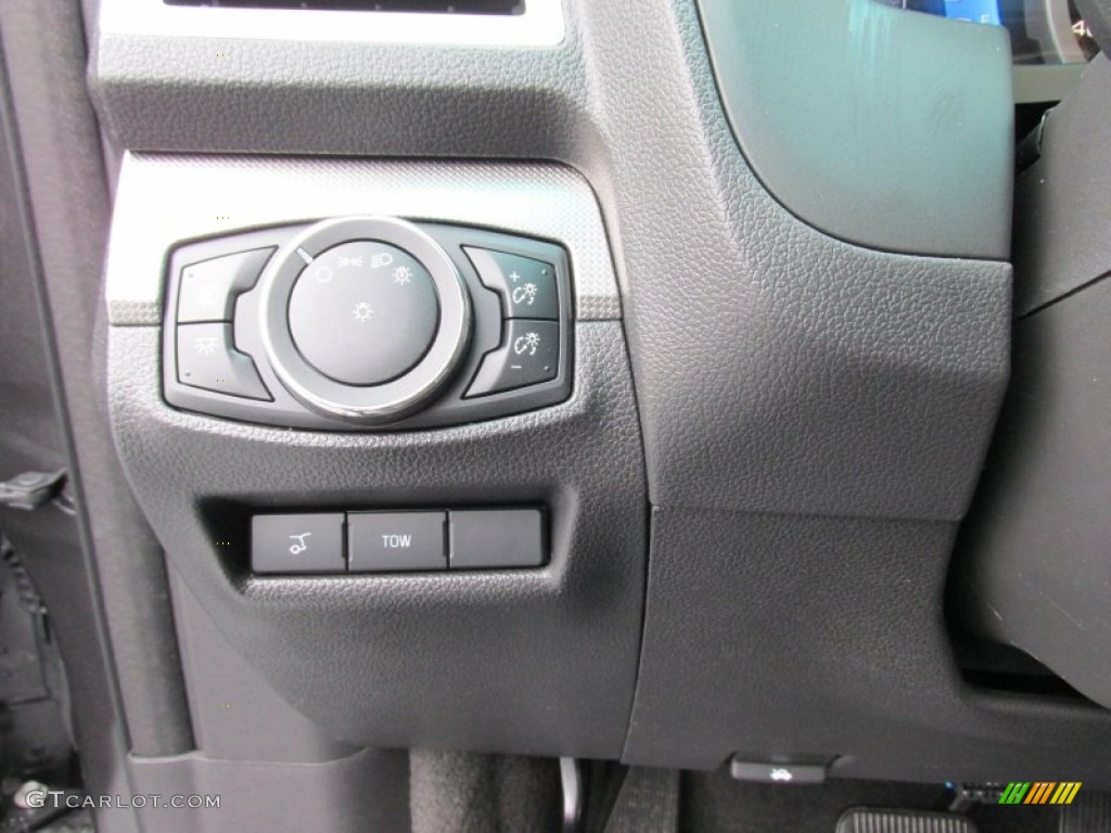 2015 Explorer Sport 4WD - Magnetic / Sport Charcoal Black photo #38