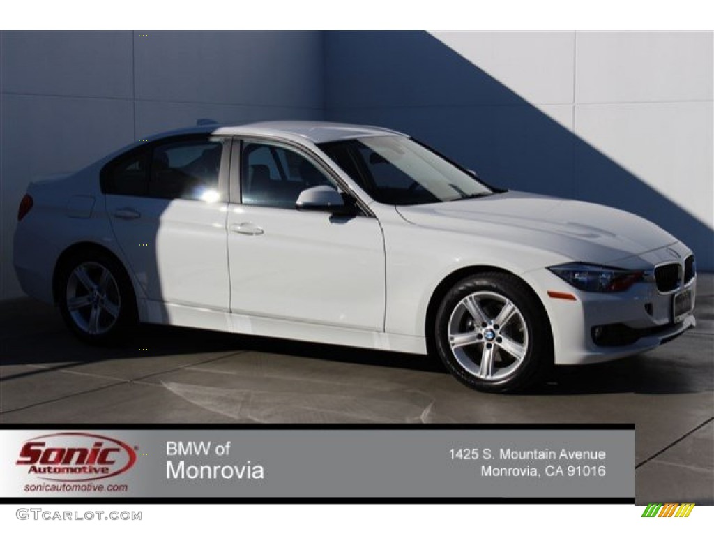 2015 3 Series 320i Sedan - Alpine White / Black photo #1