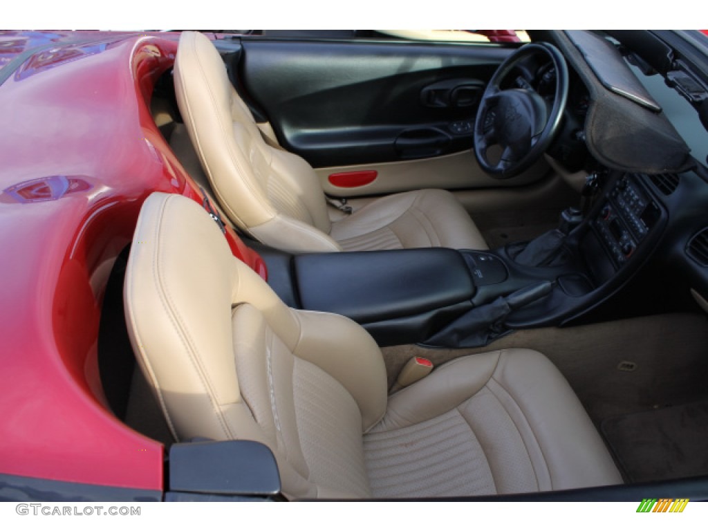 2001 Chevrolet Corvette Convertible Front Seat Photo #100192523
