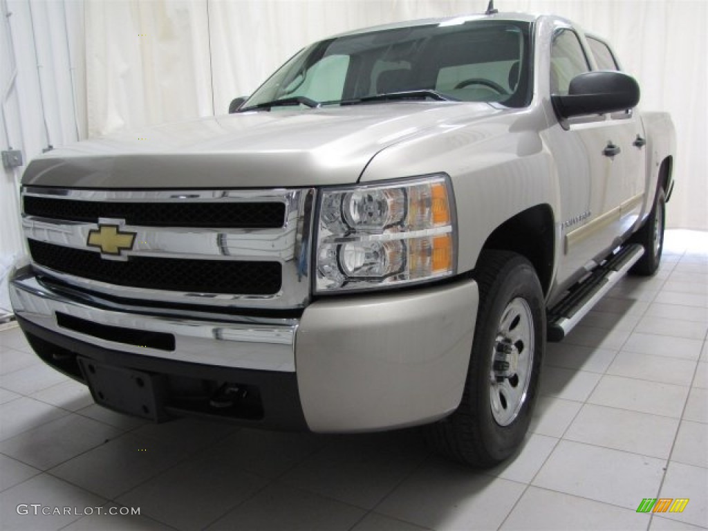 2009 Silverado 1500 LS Crew Cab 4x4 - Silver Birch Metallic / Dark Titanium photo #3