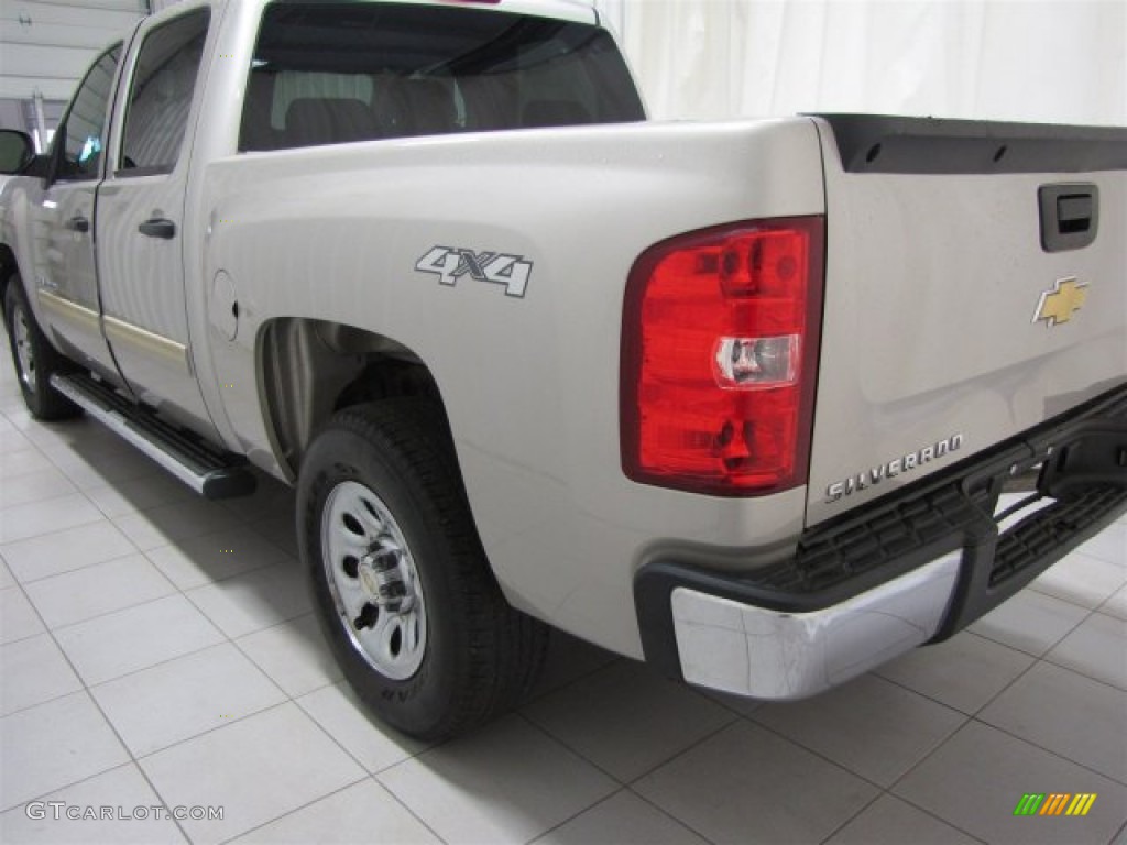 2009 Silverado 1500 LS Crew Cab 4x4 - Silver Birch Metallic / Dark Titanium photo #6