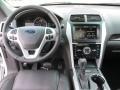 2015 White Platinum Ford Explorer Limited  photo #29