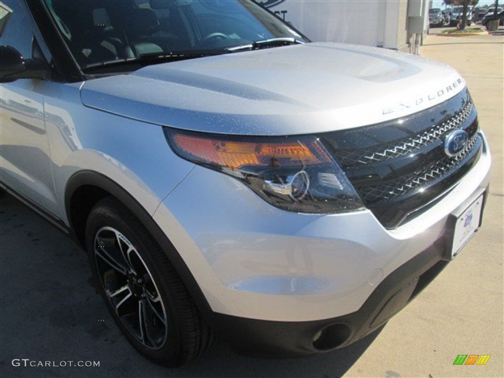 2015 Explorer Sport 4WD - Ingot Silver / Sport Charcoal Black photo #3