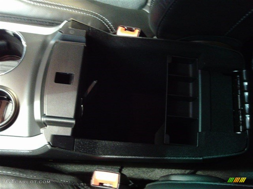2015 Explorer XLT - White Platinum / Charcoal Black photo #49